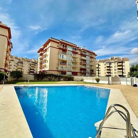 Апартаменти Boliches Malaga - *